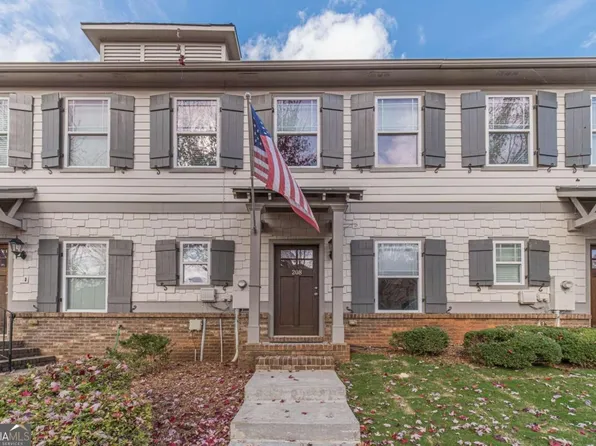 208 Center Park Ln, Athens, GA 30605
