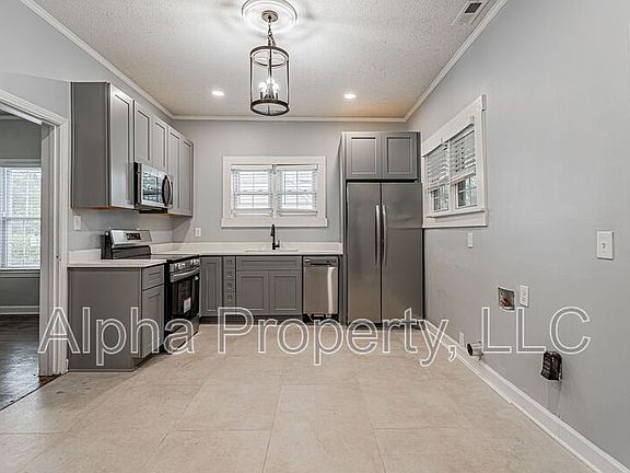 5th image of 56 Hutchins St
