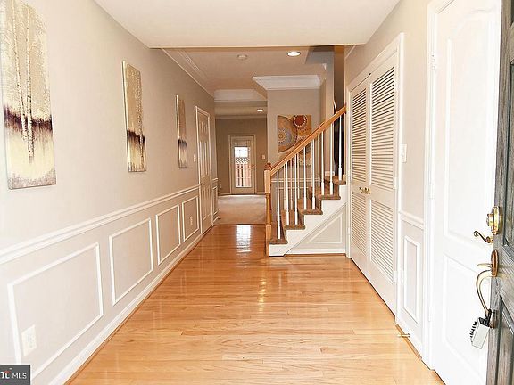 2nd image of 2814 Laura Gae Cir