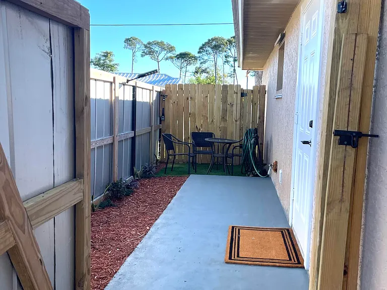 5753 SE Mercedes Ave — Photo 19