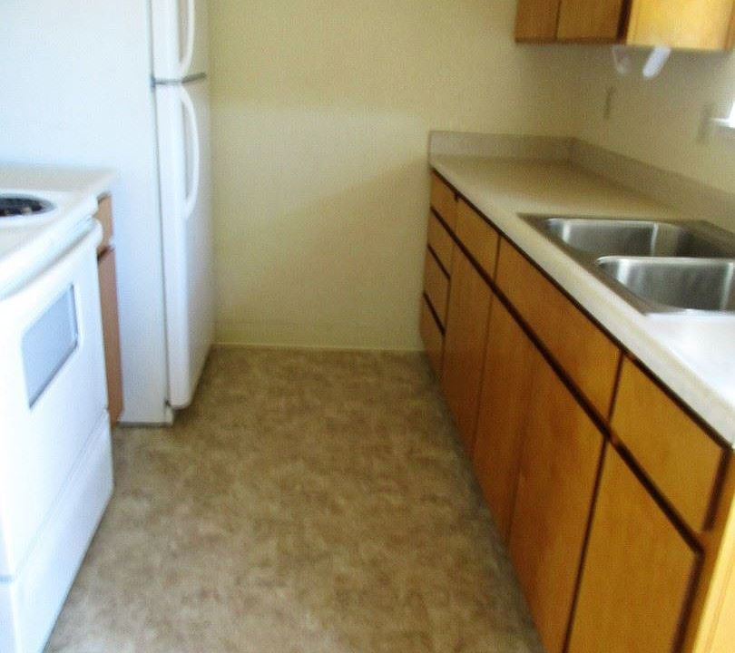 2nd image of 3362 Buthmann Ave APT B