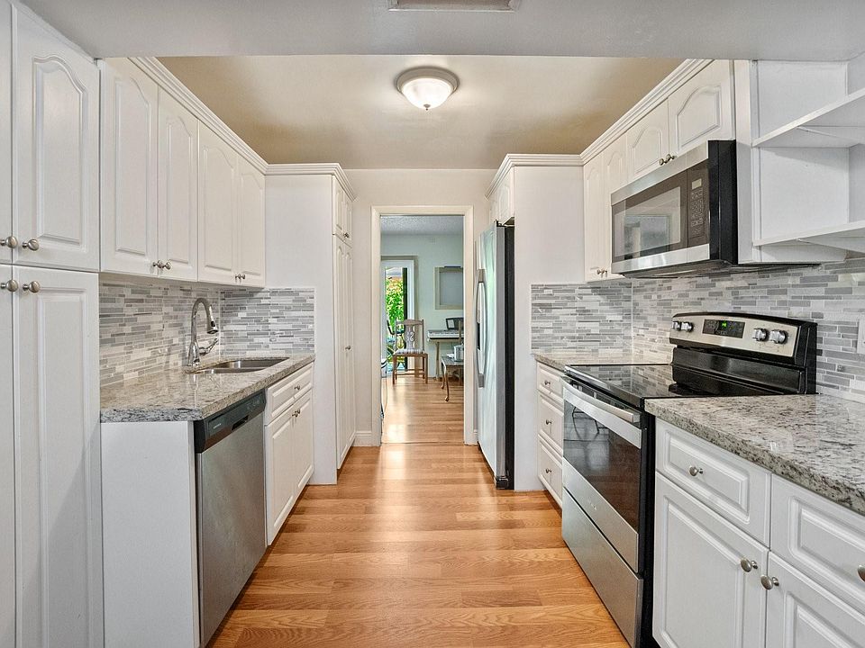 1st image of 2701 N 34th Avenue #1-A