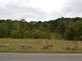 8071 Franklin Rd, Evans City, PA 16033