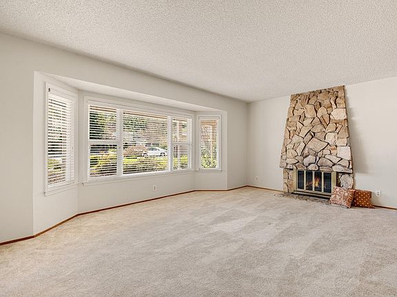 3rd image of 1503 Montalban Dr