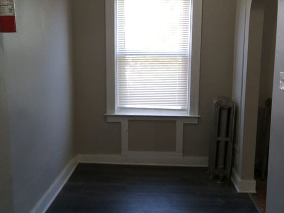 3rd image of 11255 Charlemagne St #8