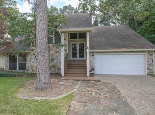 11 Laguna Rd, Montgomery, TX 77356