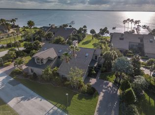 206 The Rd, Melbourne Beach, FL 32951