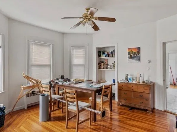 783 Broadway #2, Somerville, MA 02144
