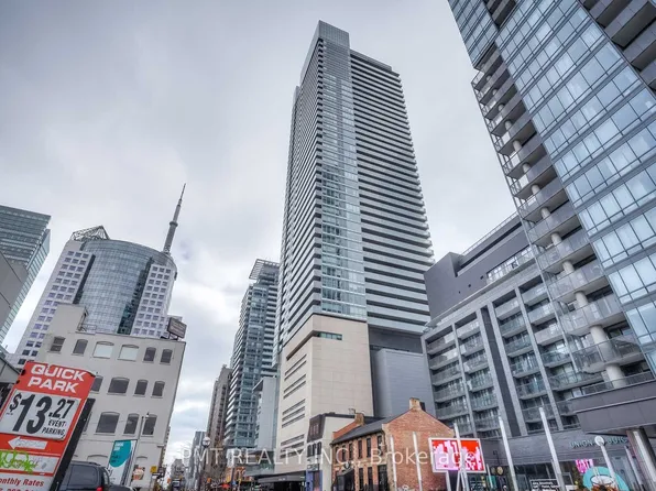 80 John St, Toronto, ON