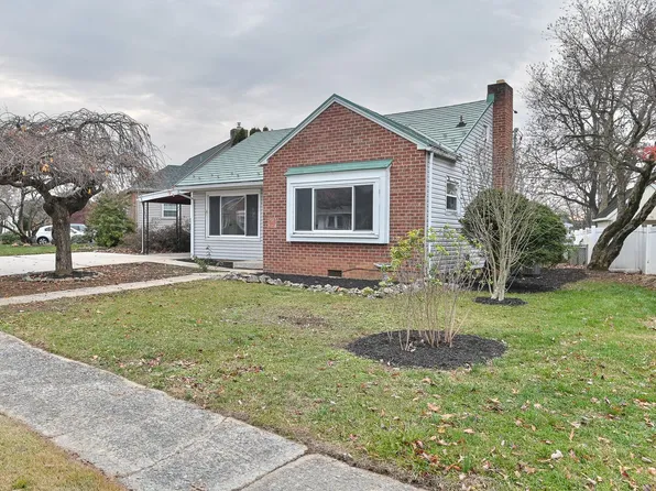 1191 Letchworth Rd, Camp Hill, PA 17011
