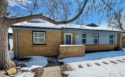 2984 Dahlia St Photo 1