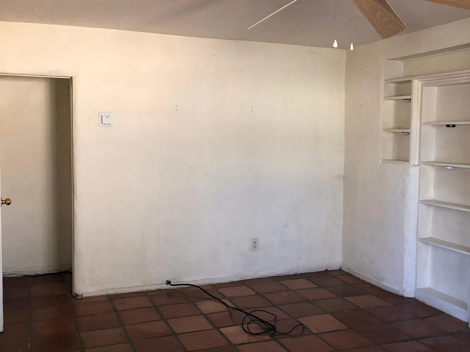 2 bed, 1100 sqft, $1,350 — Photo 3