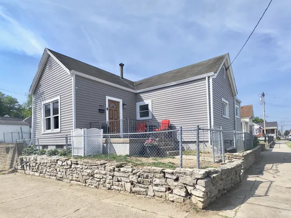 902 Vine St, Dayton, KY 41074
