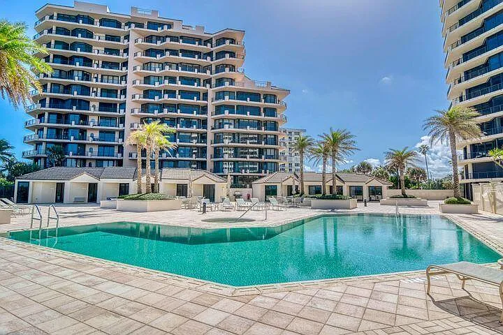 570 Ocean Dr #601 — Photo 28