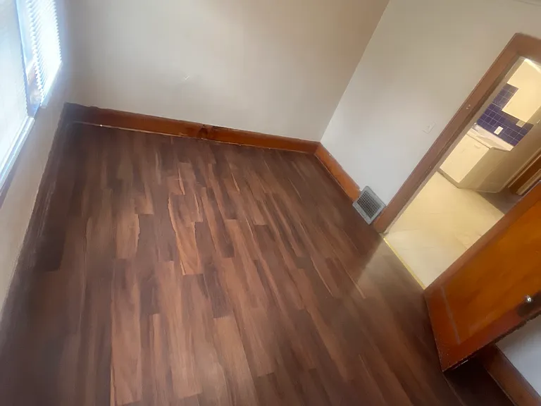 1st bedroom