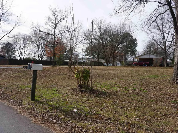 308 Clark Ave, Bald Knob, AR 72010