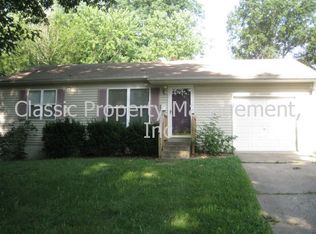 5608 N Brooklyn Ave, Gladstone, MO 64118
