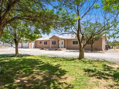 581 W Betty Ave, Pahrump, NV, 89060