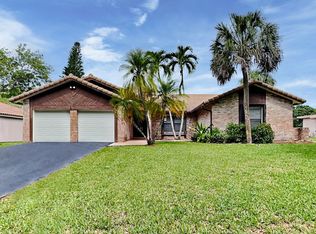 1400 NW 97th Ter, Pompano Beach, FL 33071