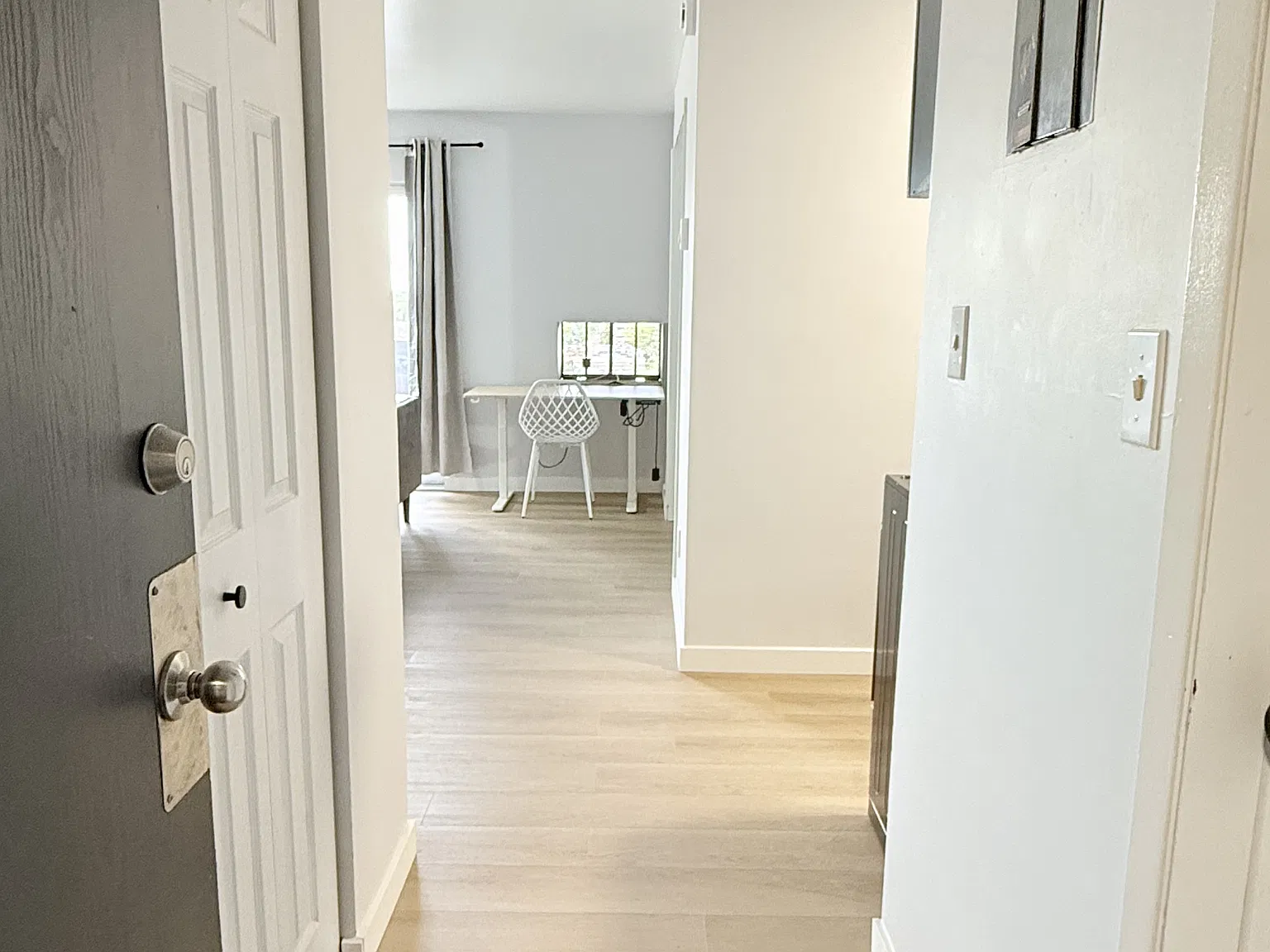 1 bed, $1,400 — Photo 2