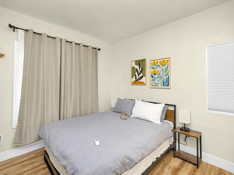 717 E McKinley Ave #B — Photo 7