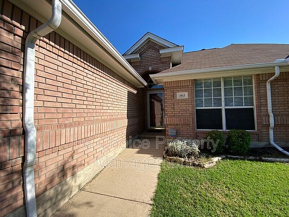 2nd image of 3813 Cannonwood Dr