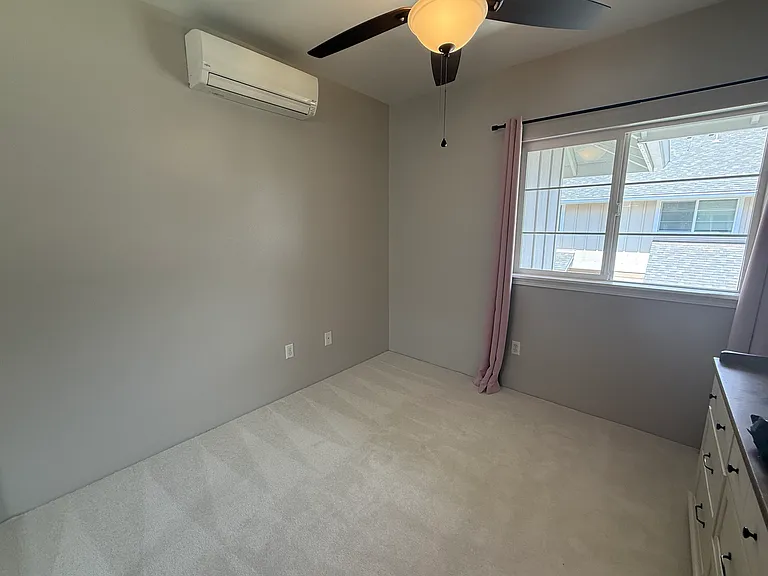 1122 Kukulu St #1604 — Photo 10