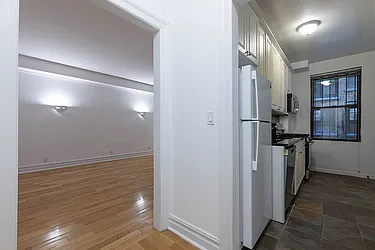 Rented by Rita S Citrin, LREB