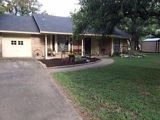 2nd image of 200 Bello Cir