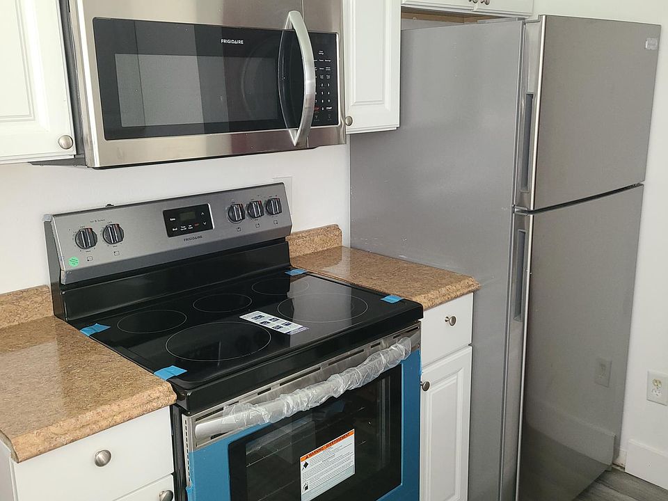 1st image of 1135 N Franklin Ave APT E