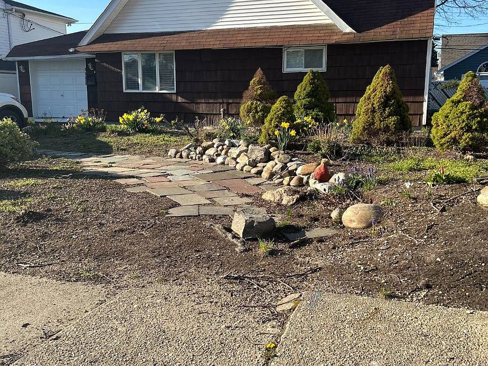 1st image of 178 Brittle Ln