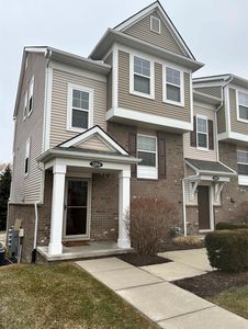 3204 Johanna Ware W #13, Wixom, MI, 48393
