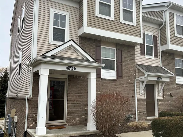 3204 Johanna Ware W #13, Wixom, MI 48393