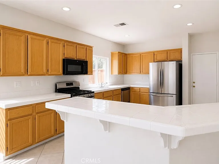 33179 Breighton Wood St — Photo 5