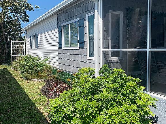 5th image of 79 La Costa Dr