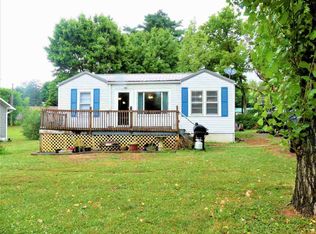 910 Barnabas St, Athens, TN 37303