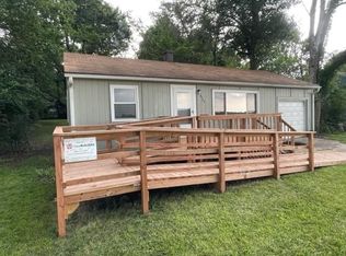 6303 E 147th St, Grandview, MO 64030