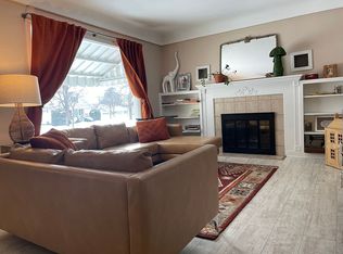 1218 Dakota Ave, Gladstone, MI 49837