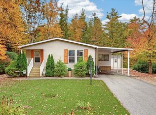 18-4 S Meadow Vlg, Carver, MA 02330