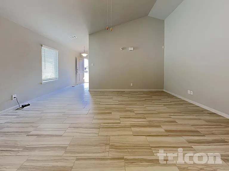 9838 Glen Brook Ln — Photo 17