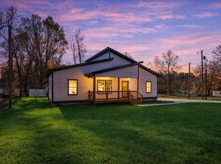 225 Cedar St, Woodruff, SC 29388