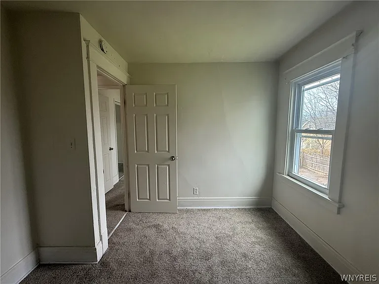 216 Newburgh Ave — Photo 11