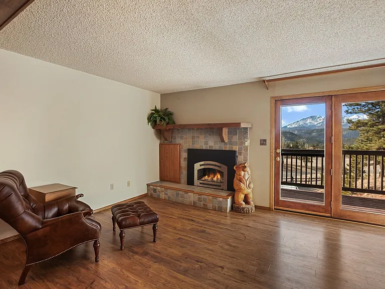 590 Greenway Ct #A — Photo 5