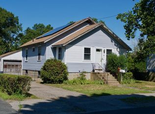 75 Harding Ave, Weymouth, MA 02188