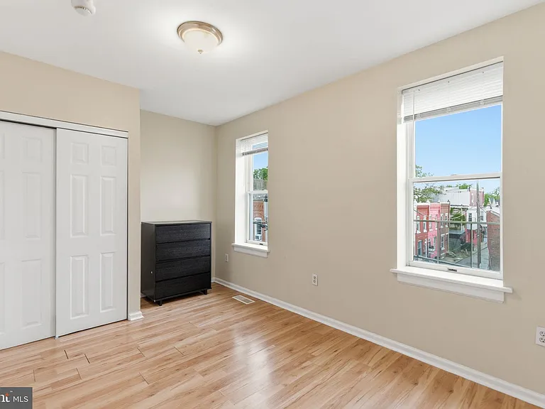 1817 N Gratz St — Photo 35