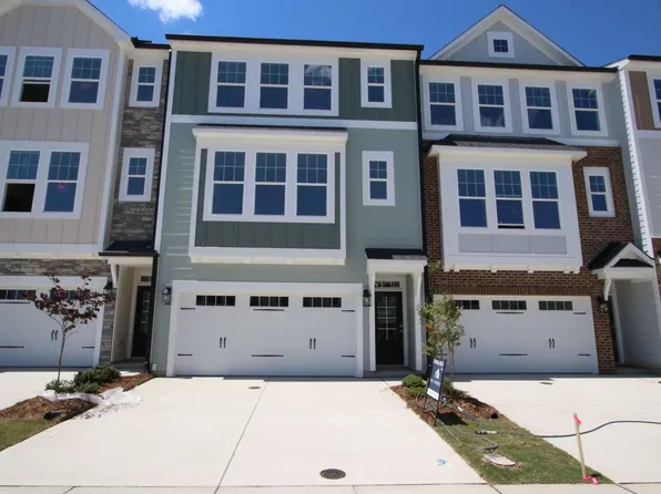 10043 Secluded Garden Dr, Apex, NC 27523