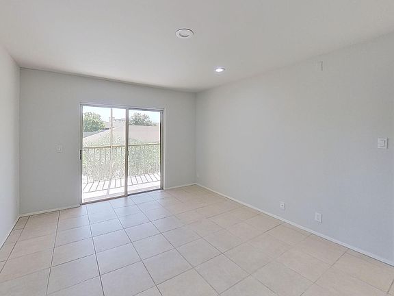 5th image of 1535 SE Royal Green Cir #202