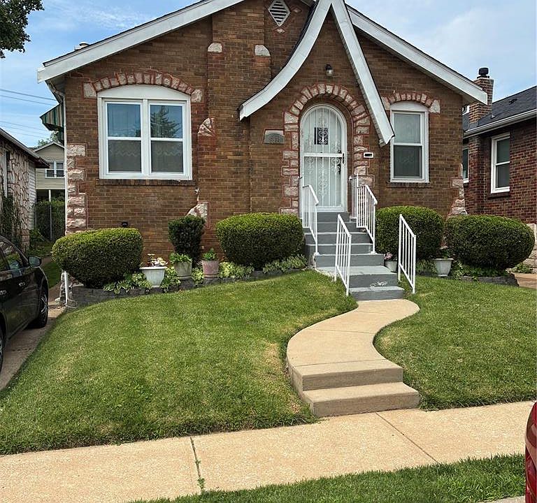 1st image of 6904 Parkdale Dr