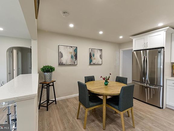 2nd image of 34 Miramar Dr