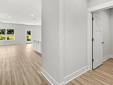 5 bed, 2890 sqft, $3,400 — Photo 4